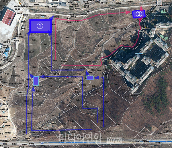 공동주택 사업시행자는 1단지(사진:푸른색)에 임시침사지 2곳, 침사지 겸 저류지 1곳, 2단지(사진:붉은색)에 침사지 겸 저류지 1곳을 설치해 운영하기로 했다.ⓒ미디어연합